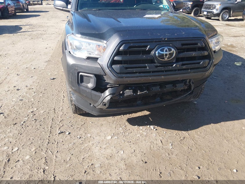 2019 Toyota Tacoma VIN 5TFSX5EN2KX067246 IAAI salvage auction — FRONT END, Salvage (New Hampshire), sold $7,100 on 2026-07-29 (photo 6)