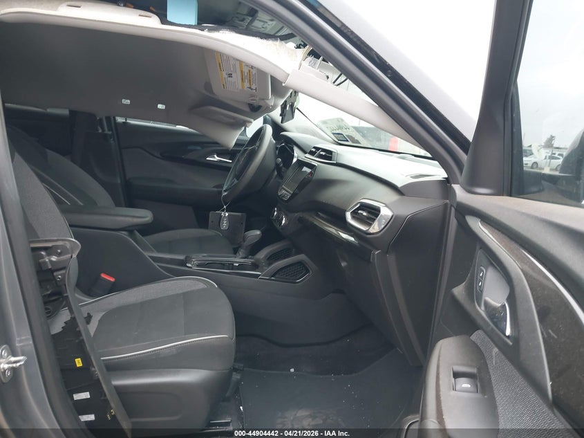 2021 Chevrolet Trailblazer VIN KL79MPS25MB046207 IAAI salvage auction — HAIL, Original (Texas), sold $5,875 on 2026-07-28 (photo 5)