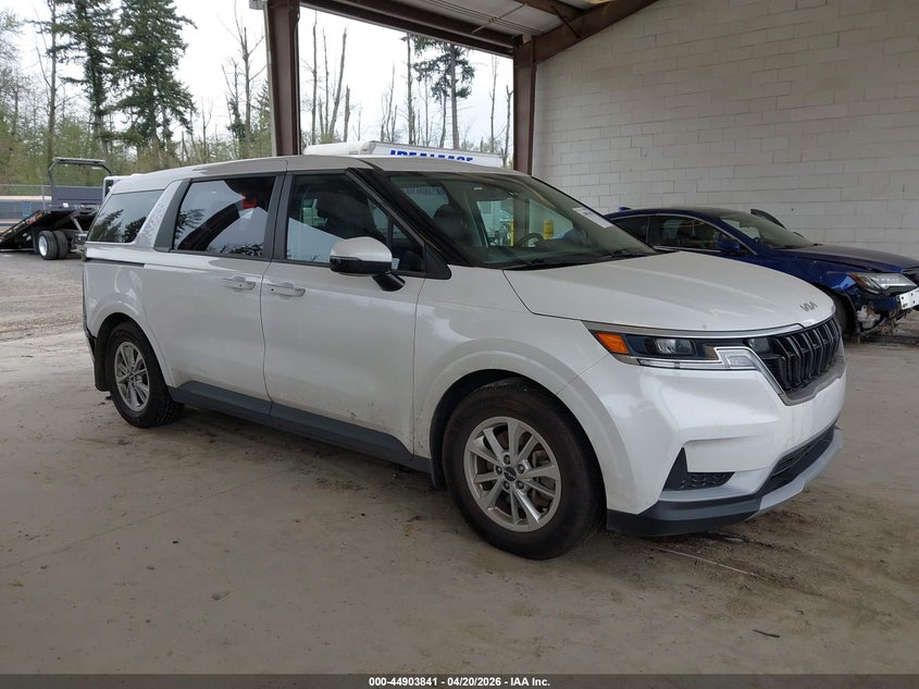2023 Kia Carnival VIN KNDNB4H3XP6215804 — IAAI salvage auction photo