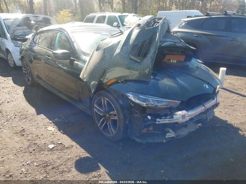 2024 BMW 8er VIN WBAGV4C0XRCP58651 — IAAI salvage auction photo