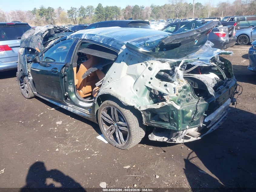 2024 BMW 8er VIN WBAGV4C0XRCP58651 IAAI salvage auction — FRONT & REAR, Salvage Title, sold $17,000 on 2026-09-29 (photo 3)