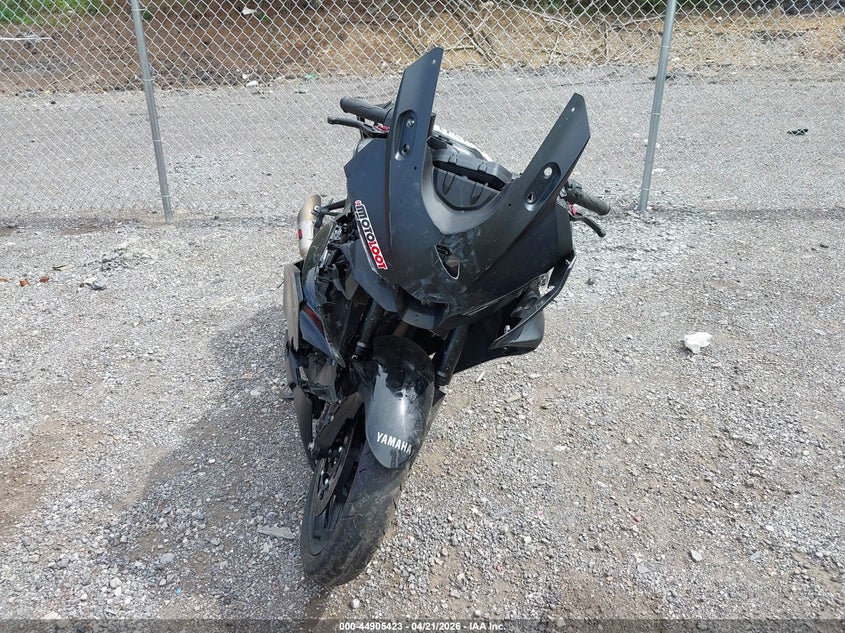 2025 Yamaha VIN MH3RH25E9SK001205 IAAI salvage auction — FRONT END, Salvage Title, sold $425 on 2026-07-14 (photo 5)