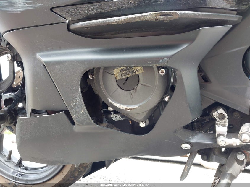 2025 Yamaha VIN MH3RH25E9SK001205 IAAI salvage auction — FRONT END, Salvage Title, sold $425 on 2026-07-14 (photo 9)