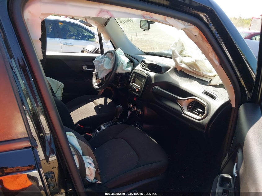 2015 Jeep Renegade VIN ZACCJAAT7FPC21722 IAAI salvage auction — FRONT END, Salvage - Greater Than 75% (Maryland), sold $625 on 2026-08-05 (photo 5)