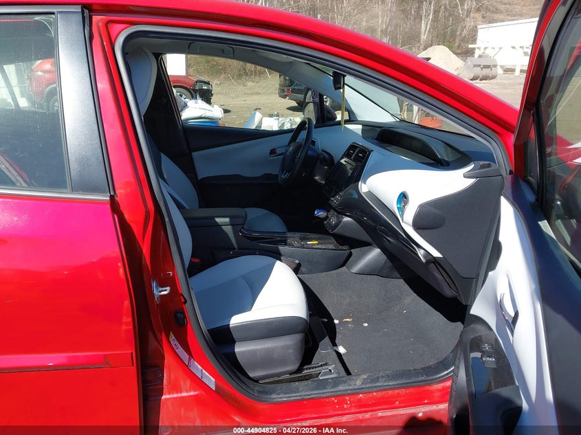 2019 Toyota Prius VIN JTDL9RFU1K3000561 IAAI salvage auction — REAR END, Salvage (Massachusetts), sold $7,050 on 2026-07-14 (photo 5)