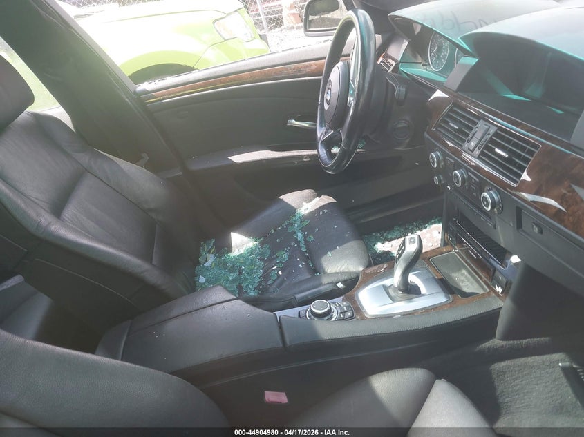 2009 BMW 5 series VIN WBANW535X9CT56019 IAAI salvage auction — FRONT & REAR, Bill Of Sale (New York), sold $475 on 2026-07-14 (photo 5)
