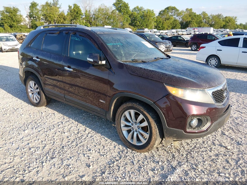 2011 Kia Sorento VIN 5XYKTDA24BG144851 IAAI salvage auction — LEFT FRONT, Salvage (Missouri), sold $475 on 2026-07-06 (photo 1)