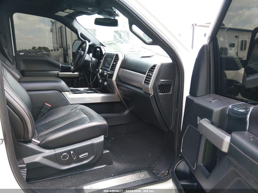 2020 Ford F450 VIN 1FT8W4DT6LEE20902 IAAI salvage auction — FRONT END, Wait Title, sold $27,950 on 2026-07-21 (photo 5)