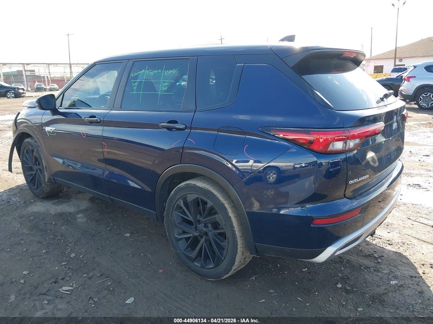 2023 Mitsubishi Outlander VIN JA4T5UA94PZ013692 IAAI salvage auction — FRONT END, Salvage Title, sold $11,600 on 2026-08-02 (photo 3)
