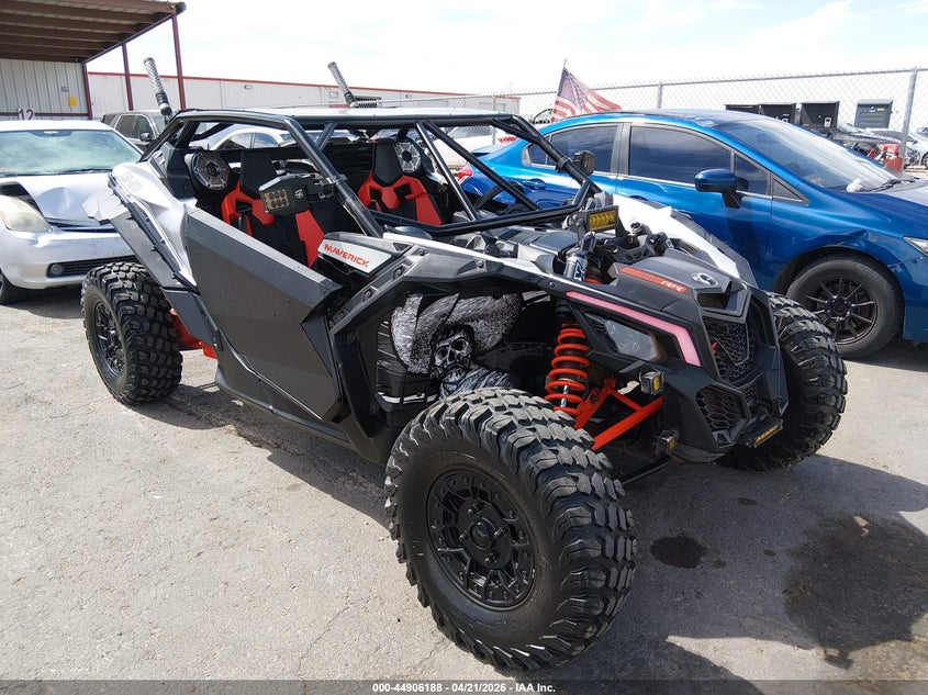 2020 Can-am/ brp Maverick VIN 3JBVGAY4XLK000750 IAAI salvage auction — LEFT SIDE, Original (Texas), sold $11,700 on 2026-07-08 (photo 1)