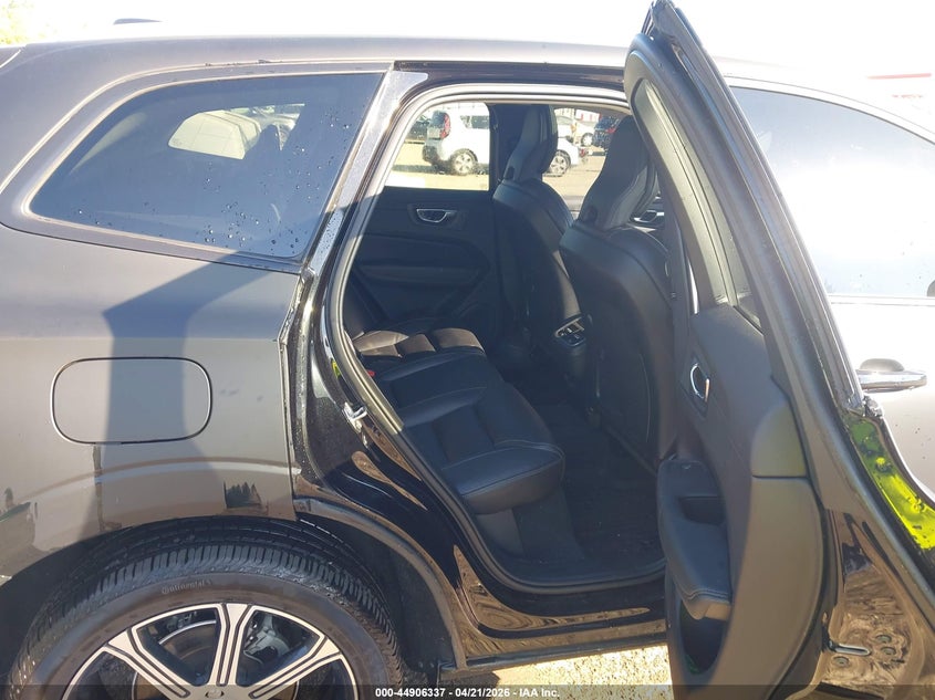 2021 Volvo Xc60 VIN YV4102DL7M1830380 IAAI salvage auction — FRONT END, Salvage Title, sold $10,100 on 2026-07-09 (photo 8)