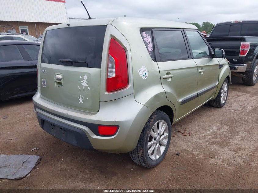 2013 Kia Soul VIN KNDJT2A64D7608448 IAAI salvage auction — RIGHT SIDE, Clear (Oklahoma), sold $25 on 2026-07-22 (photo 4)