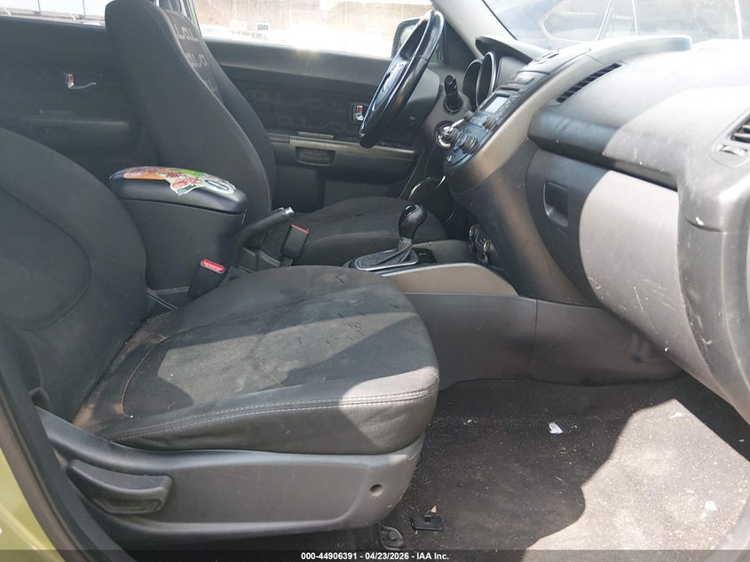 2013 Kia Soul VIN KNDJT2A64D7608448 IAAI salvage auction — RIGHT SIDE, Clear (Oklahoma), sold $25 on 2026-07-22 (photo 5)