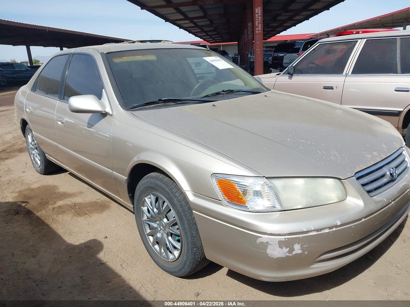 2001 Toyota Camry VIN JT2BG22K010535970 IAAI salvage auction — NORMAL WEAR, Clear-Dealer Only (Arizona), sold $325 on 2026-07-28 (photo 1)