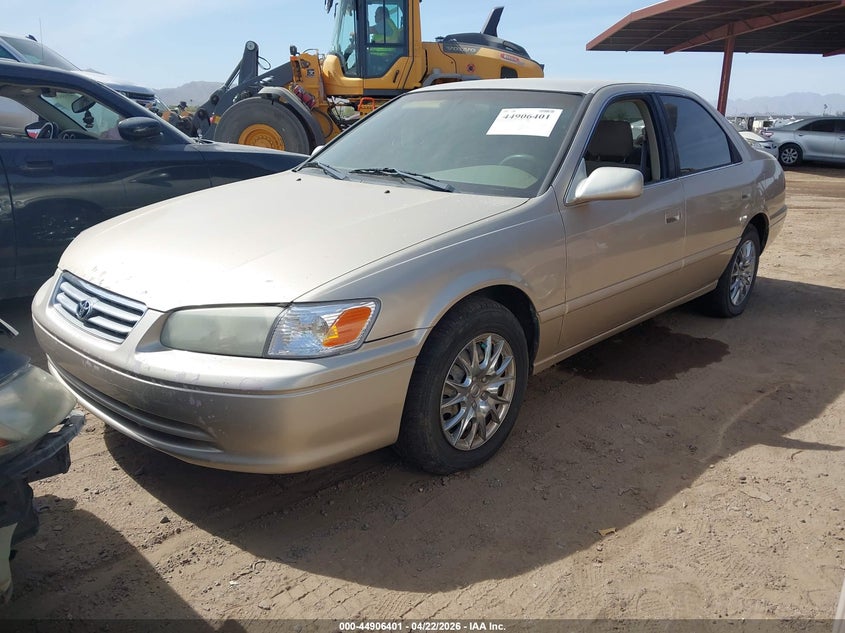 2001 Toyota Camry VIN JT2BG22K010535970 IAAI salvage auction — NORMAL WEAR, Clear-Dealer Only (Arizona), sold $325 on 2026-07-28 (photo 2)
