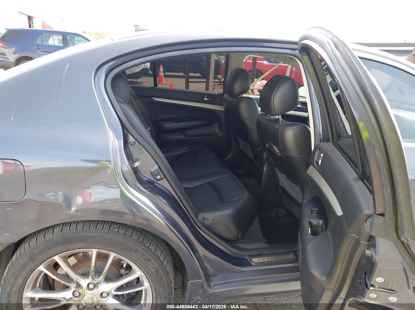 2007 Infiniti G35 VIN JNKBV61E17M723204 IAAI salvage auction — REAR END, Salvage (Oregon), sold $700 on 2026-08-24 (photo 8)