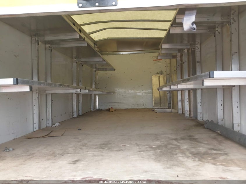2023 Gmc Savana VIN 7GZ37TC73PN003445 IAAI salvage auction — SIDE, Wait Title, sold $25 on 2026-07-22 (photo 6)