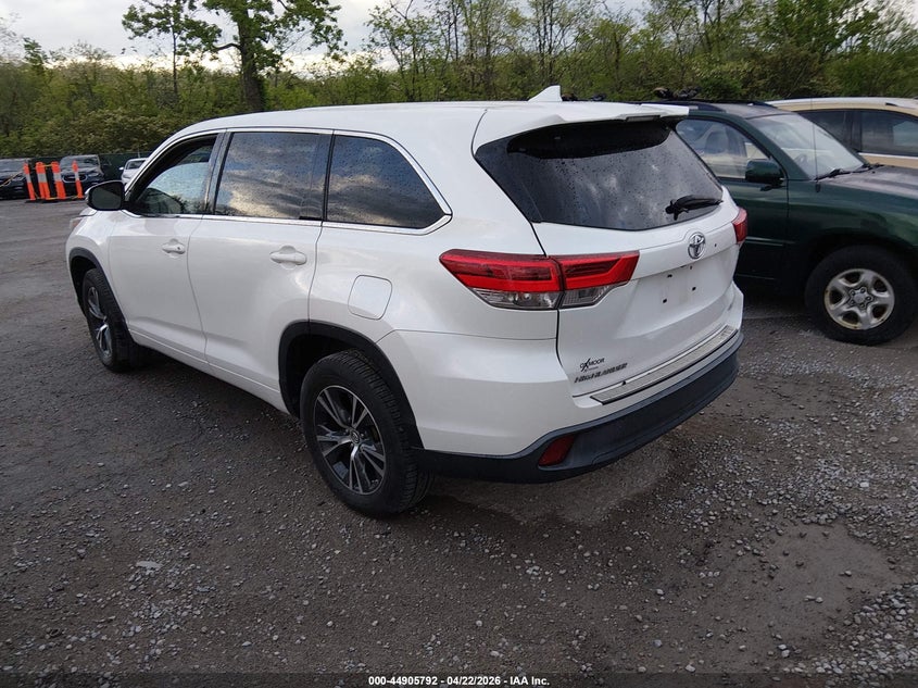 2018 Toyota Highlander VIN 5TDZZRFH3JS258011 IAAI salvage auction — RIGHT FRONT, Salvage (Kentucky), sold $5,900 on 2026-07-29 (photo 3)