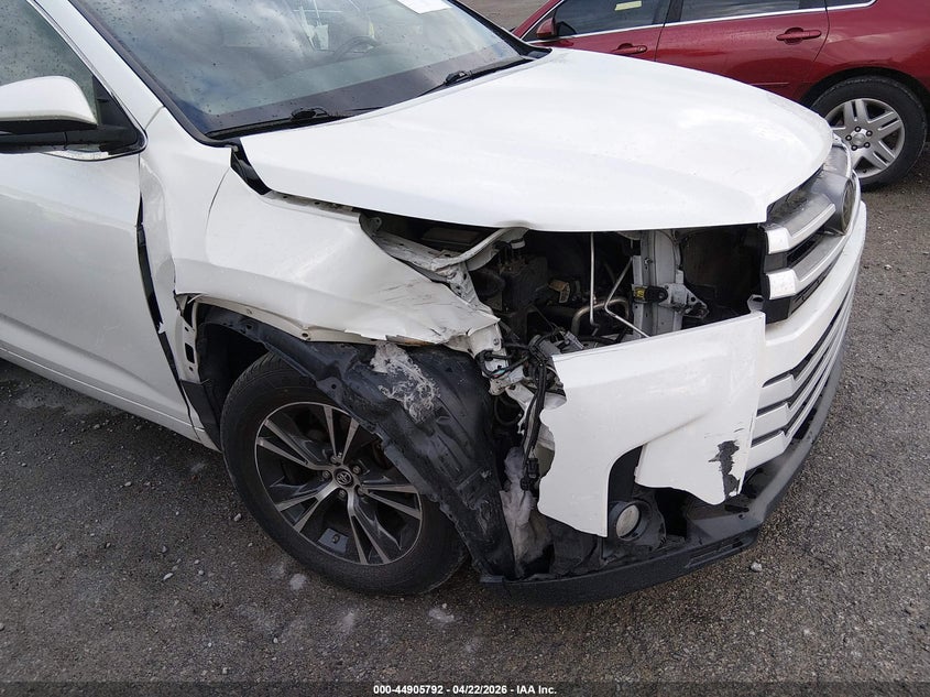 2018 Toyota Highlander VIN 5TDZZRFH3JS258011 IAAI salvage auction — RIGHT FRONT, Salvage (Kentucky), sold $5,900 on 2026-07-29 (photo 6)