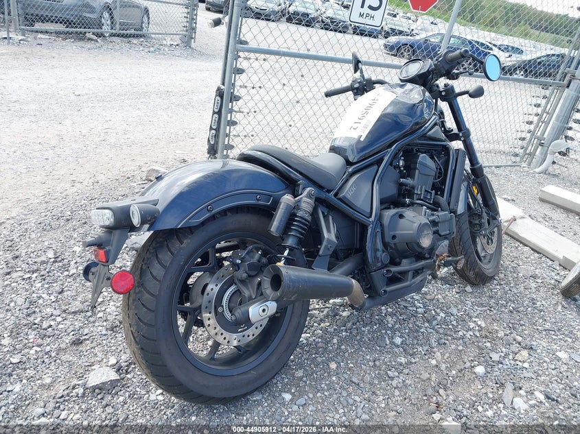2022 Honda Cm VIN JH2SC8315NK101203 IAAI salvage auction — RIGHT SIDE, Salvage (Pennsylvania), sold $3,050 on 2026-07-06 (photo 4)