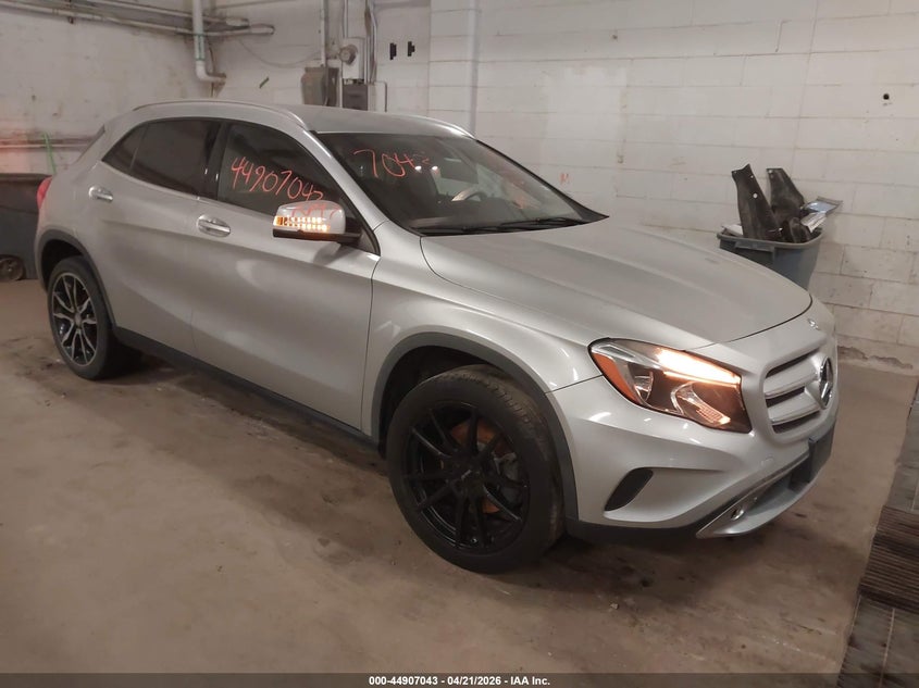 2016 Mercedes-benz Gla-class VIN WDCTG4EB3GJ230205 IAAI salvage auction — LEFT FRONT, Clear (Texas), sold $1,625 on 2026-08-19 (photo 1)