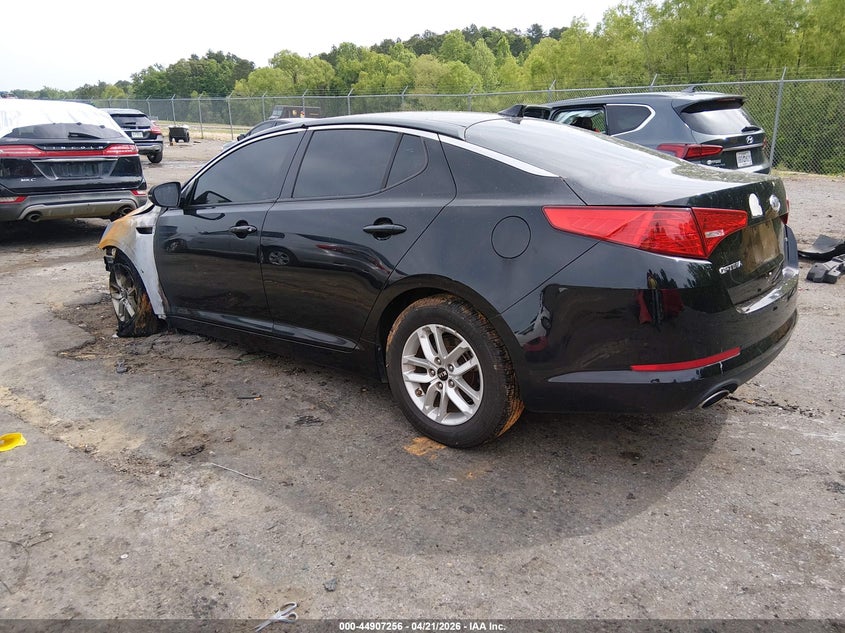 2011 Kia Optima VIN KNAGM4A76B5134391 IAAI salvage auction — ENGINE BURN, Salvage (Georgia), sold $25 on 2026-07-29 (photo 3)
