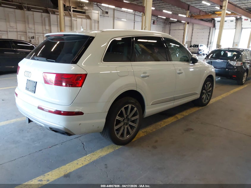 2019 Audi Q7 VIN WA1VAAF77KD006185 IAAI salvage auction — LEFT FRONT, Salvage (Oregon), sold $9,400 on 2026-07-30 (photo 4)