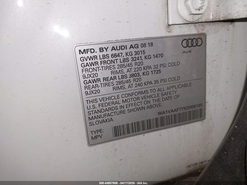 2019 Audi Q7 VIN WA1VAAF77KD006185 IAAI salvage auction — LEFT FRONT, Salvage (Oregon), sold $9,400 on 2026-07-30 (photo 9)