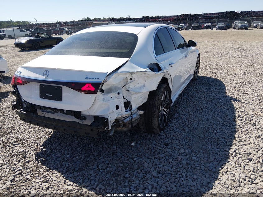 2025 Mercedes-benz E-klasse VIN W1KLF6BB4SA088132 IAAI salvage auction — REAR END, Salvage Title, sold $35,850 on 2026-07-20 (photo 4)