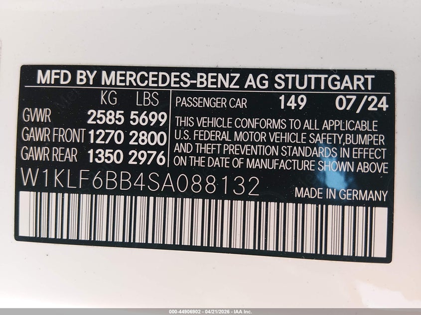 2025 Mercedes-benz E-klasse VIN W1KLF6BB4SA088132 IAAI salvage auction — REAR END, Salvage Title, sold $35,850 on 2026-07-20 (photo 9)