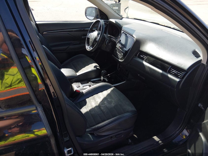 2019 Mitsubishi Outlander VIN JA4AD3A30KZ042633 IAAI salvage auction — FRONT END, Salvage (Colorado), sold $2,900 on 2026-07-14 (photo 5)