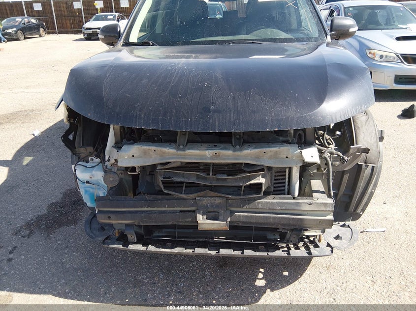 2019 Mitsubishi Outlander VIN JA4AD3A30KZ042633 IAAI salvage auction — FRONT END, Salvage (Colorado), sold $2,900 on 2026-07-14 (photo 6)