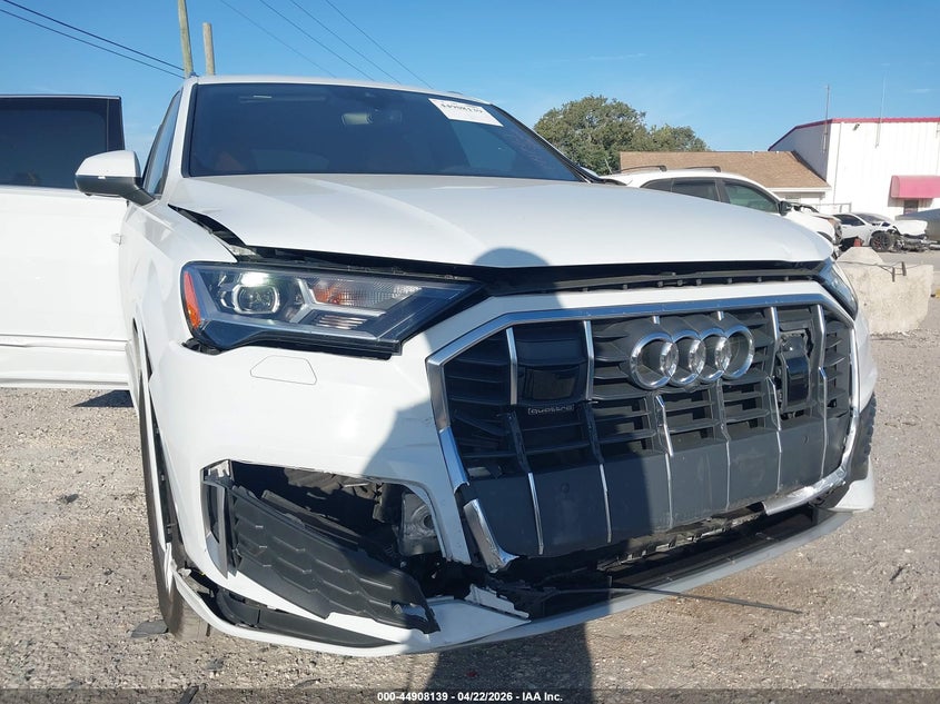 2022 Audi Q7 VIN WA1LJBF76ND001061 IAAI salvage auction — FRONT END, Rebuildable (Florida), sold $13,100 on 2026-07-28 (photo 6)