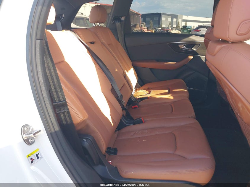 2022 Audi Q7 VIN WA1LJBF76ND001061 IAAI salvage auction — FRONT END, Rebuildable (Florida), sold $13,100 on 2026-07-28 (photo 8)