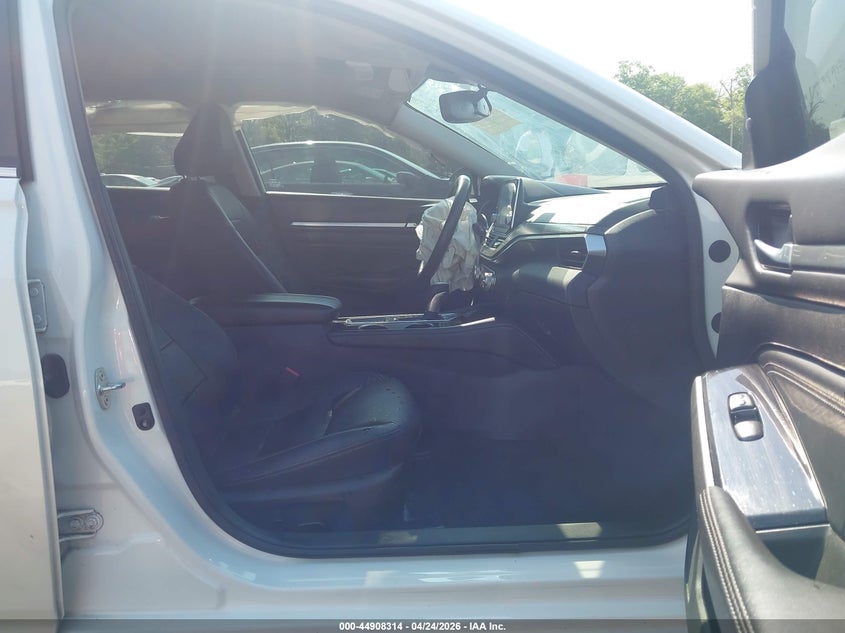 2020 Nissan Altima VIN 1N4AL4FV3LC153373 IAAI salvage auction — FRONT & REAR, Salvage Title, sold $3,375 on 2026-09-09 (photo 5)