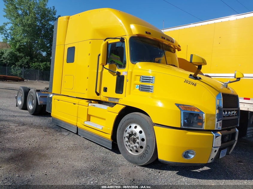 2021 Mack Anthem VIN 1M1AN4GY1MM020877 — IAAI salvage auction photo