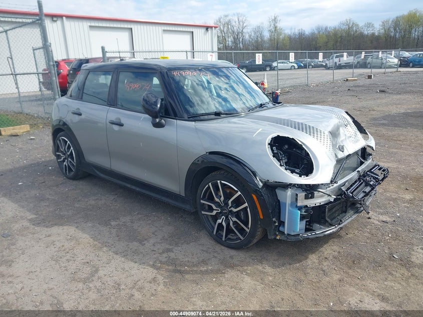 2025 Mini Hard top VIN WMW53GD03S2X11664 IAAI salvage auction — FRONT END, Salvage Title, sold $8,900 on 2026-07-11 (photo 1)