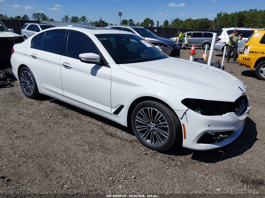 2018 BMW 5er VIN WBAJA5C51JWA35909 IAAI salvage auction — FRONT END, Clear (South Carolina), sold $8,200 on 2026-08-04 (photo 1)