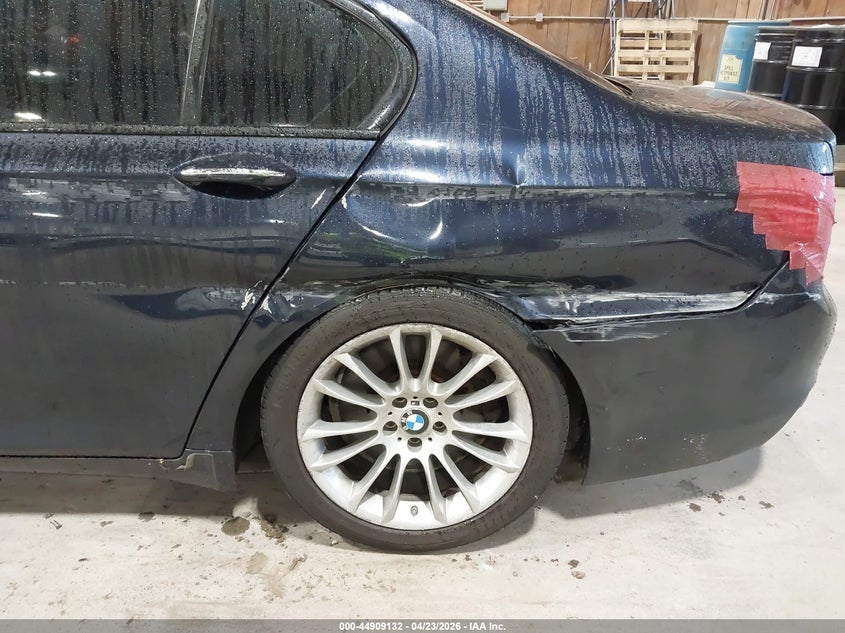 2015 BMW 7er VIN WBAYB6C59FD966126 IAAI salvage auction — LEFT SIDE, Salvage Title, sold $1,750 on 2026-07-08 (photo 6)
