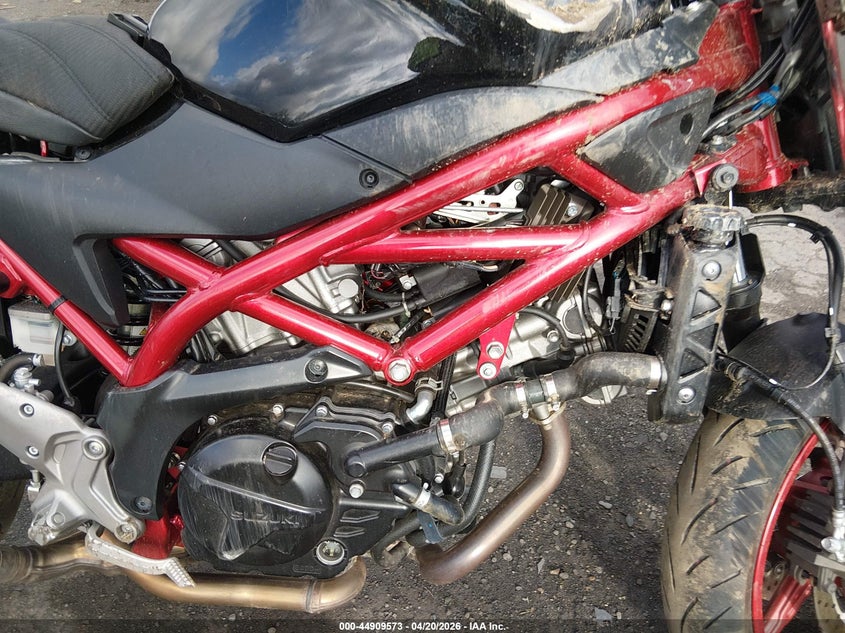 2018 Suzuki Sv VIN JS1VP55B1J2100455 IAAI salvage auction — ALL OVER, Salvage (Pennsylvania), sold $500 on 2026-07-14 (photo 8)
