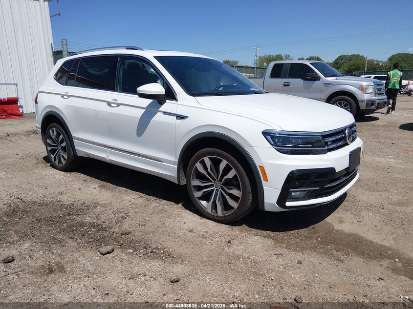 2020 Volkswagen Tiguan VIN 3VV4B7AX2LM034461 — IAAI salvage auction photo