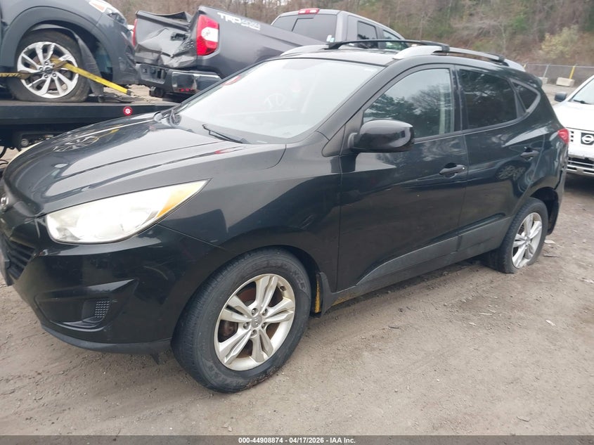 2011 Hyundai Tucson VIN KM8JU3AC5BU198102 IAAI salvage auction — NORMAL WEAR, Salvage (Texas), sold $1,350 on 2026-07-14 (photo 2)