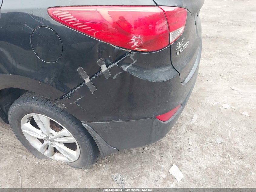 2011 Hyundai Tucson VIN KM8JU3AC5BU198102 IAAI salvage auction — NORMAL WEAR, Salvage (Texas), sold $1,350 on 2026-07-14 (photo 6)