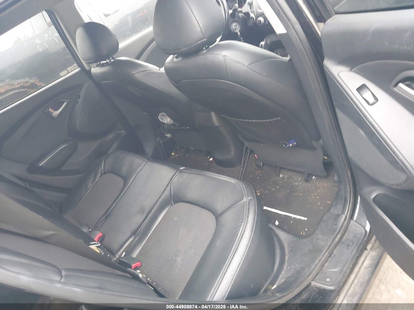 2011 Hyundai Tucson VIN KM8JU3AC5BU198102 IAAI salvage auction — NORMAL WEAR, Salvage (Texas), sold $1,350 on 2026-07-14 (photo 8)