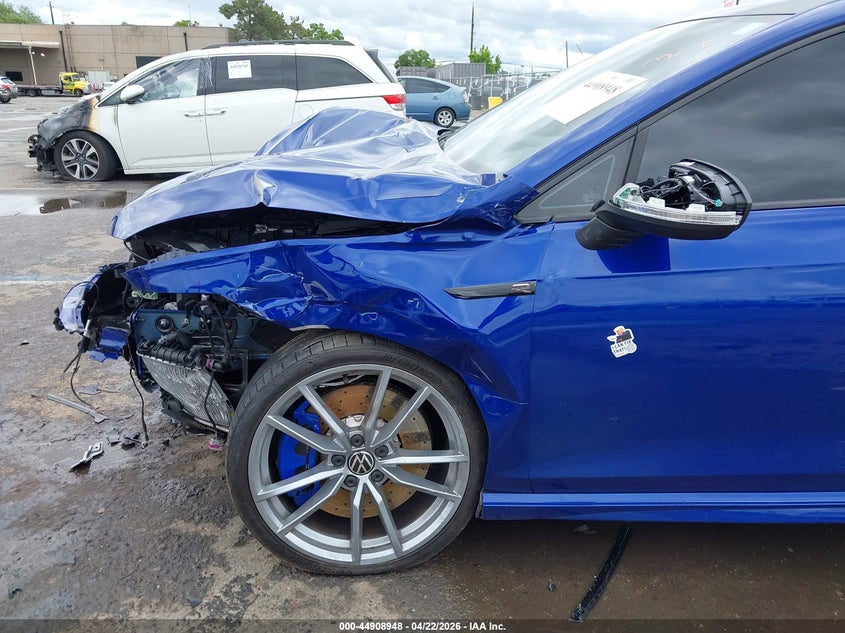 2024 Volkswagen Golf r VIN WVWEB7CD9RW233022 IAAI salvage auction — FRONT END, Salvage Title, sold $8,600 on 2026-08-07 (photo 6)