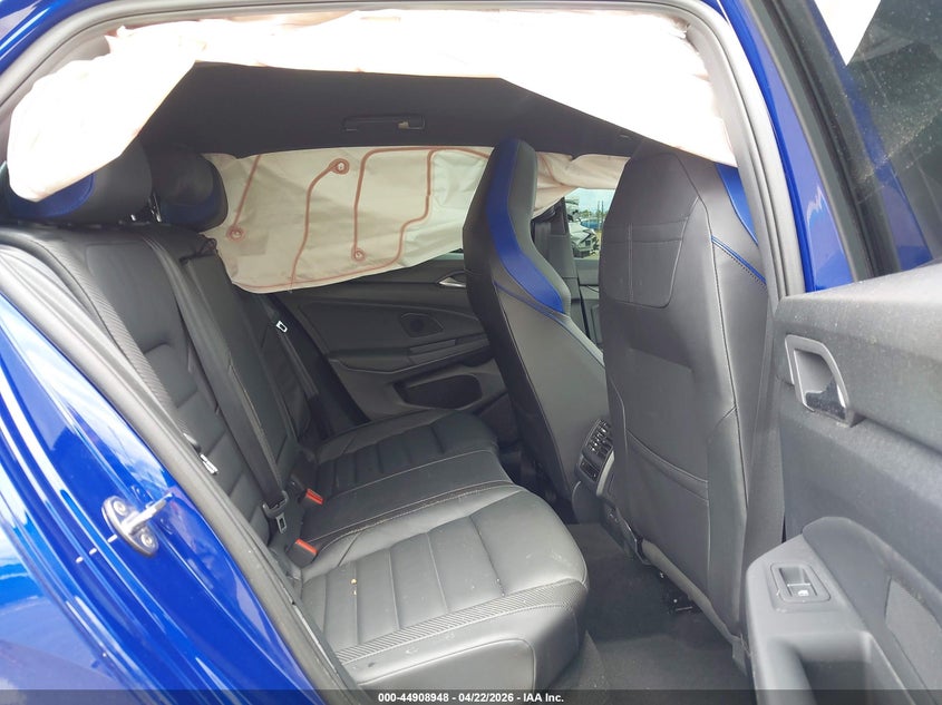 2024 Volkswagen Golf r VIN WVWEB7CD9RW233022 IAAI salvage auction — FRONT END, Salvage Title, sold $8,600 on 2026-08-07 (photo 8)