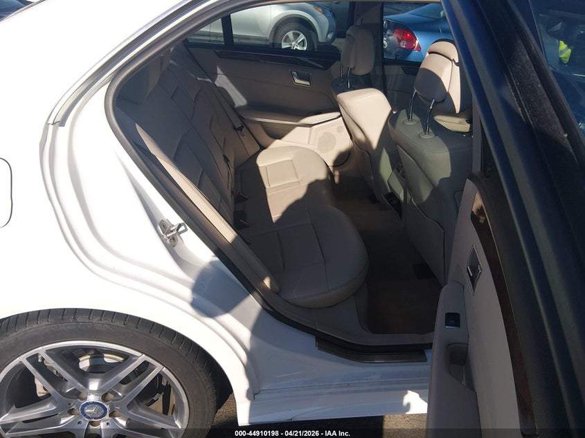 2014 Mercedes-benz E-klasse VIN WDDHF8JB5EA984043 IAAI salvage auction — FRONT END, Salvage Title, sold $2,150 on 2026-07-14 (photo 8)