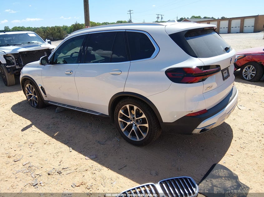 2024 BMW X5 VIN 5UX23EU04R9U60017 IAAI salvage auction — FRONT END, Salvage (North Carolina), sold $33,200 on 2026-07-06 (photo 3)