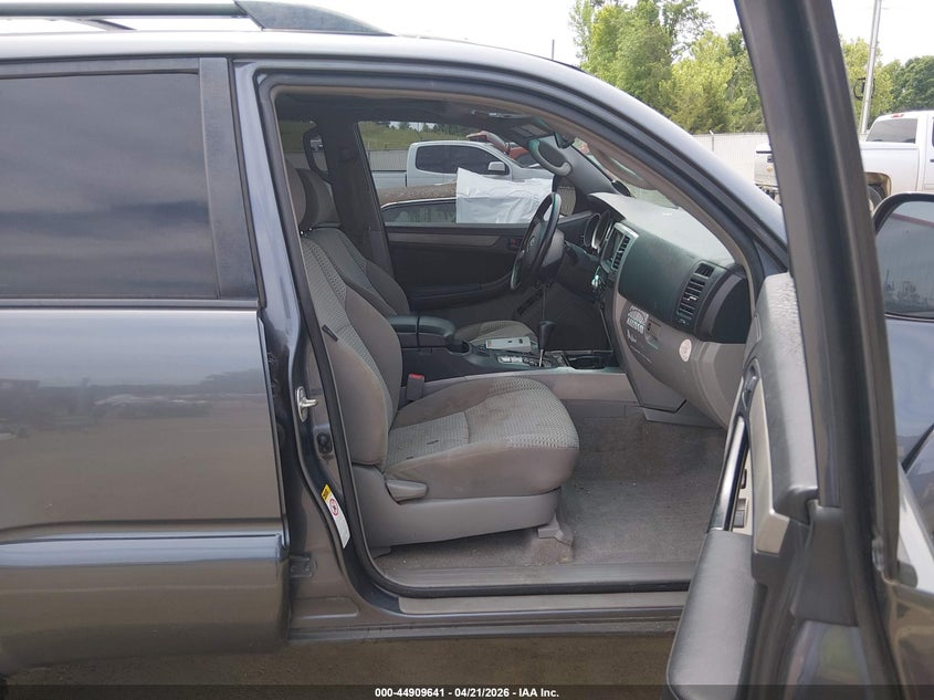 2009 Toyota 4runner VIN JTEBU14R19K035851 IAAI salvage auction — FRONT END, Salvage (Tennessee), sold $2,900 on 2026-07-23 (photo 5)