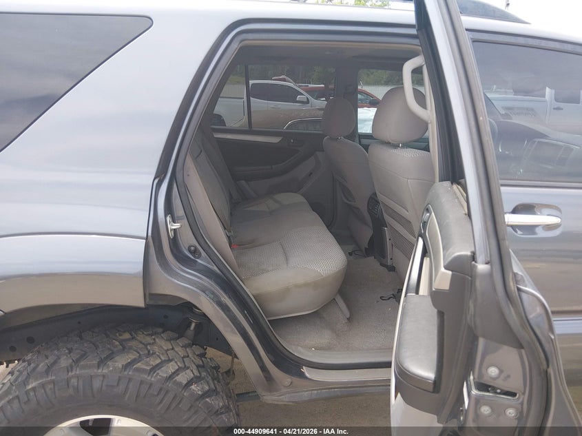 2009 Toyota 4runner VIN JTEBU14R19K035851 IAAI salvage auction — FRONT END, Salvage (Tennessee), sold $2,900 on 2026-07-23 (photo 8)